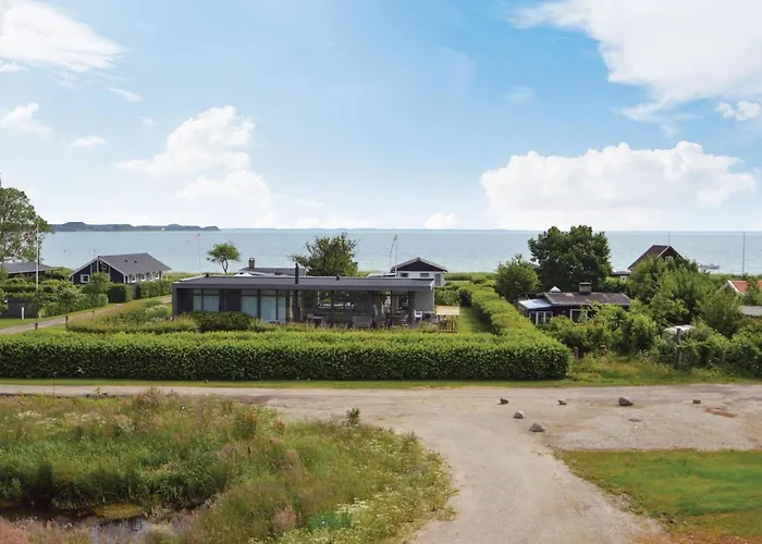 펜션 Three-bedroom In *